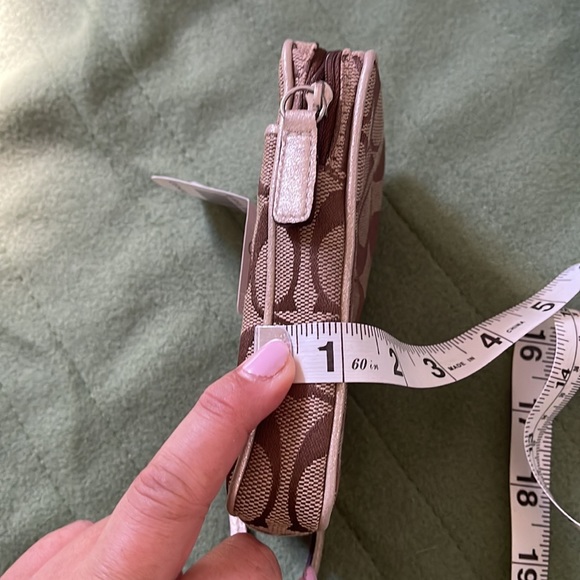 NWT Coach zip case with front pocket - Picture 7 of 7